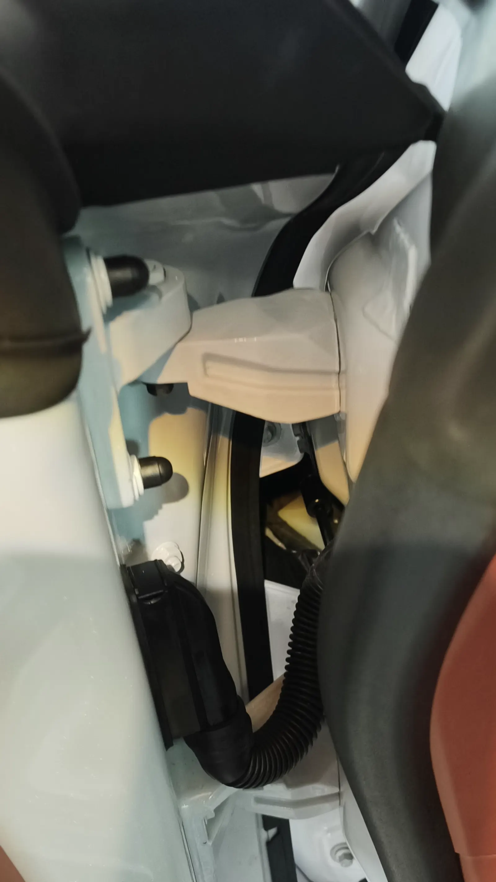 Salono detalė po valymo